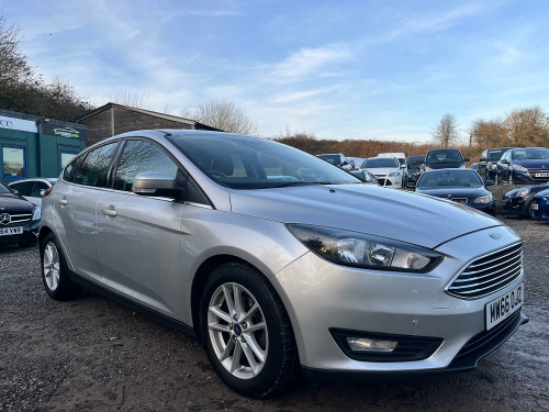 Ford Focus  1.0 T EcoBoost Zetec