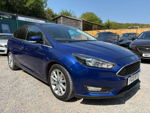 Ford Focus  1.0 T EcoBoost Zetec