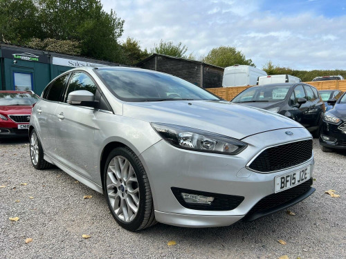 Ford Focus  1.0 T EcoBoost Zetec S