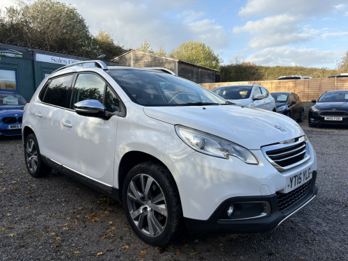 Peugeot 2008 Crossover  1.6 BlueHDi Feline