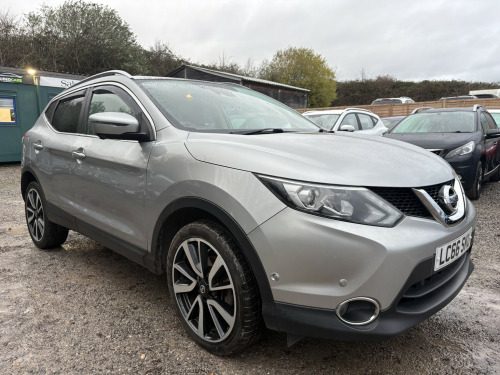 Nissan Qashqai  1.2 DIG-T Tekna
