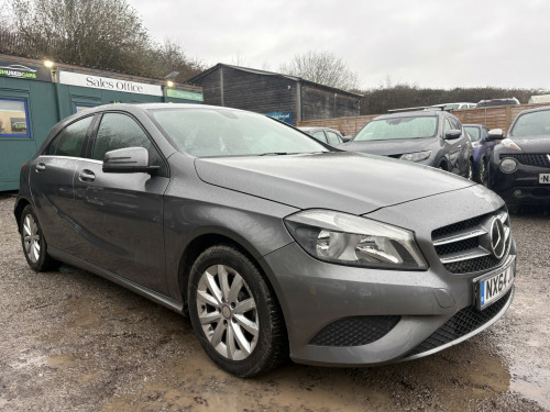 Mercedes-Benz A-Class A180 1.6 A180 SE 