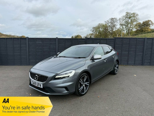 Volvo V40  2.0 T2 R-Design Edition Hatchback 5dr Petrol Manua