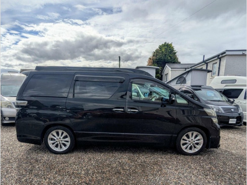 Toyota Vellfire  CAMPERVAN 4 Berth 4 Seater    