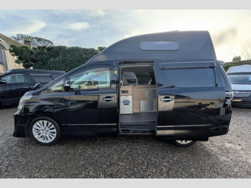 Toyota Vellfire  CAMPERVAN 4 Berth 4-Seater Camper 