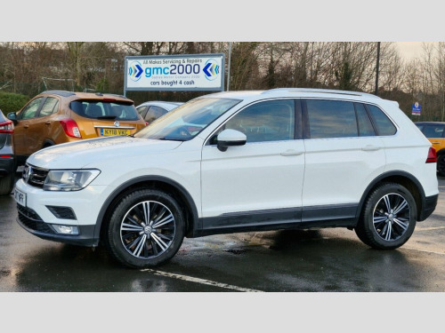 Volkswagen Tiguan  2.0 TDI BlueMotion Tech SE Navigation SUV 5dr Dies