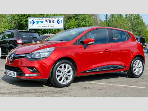 Renault Clio  0.9 TCe Dynamique Nav Hatchback 5dr Petrol Manual 