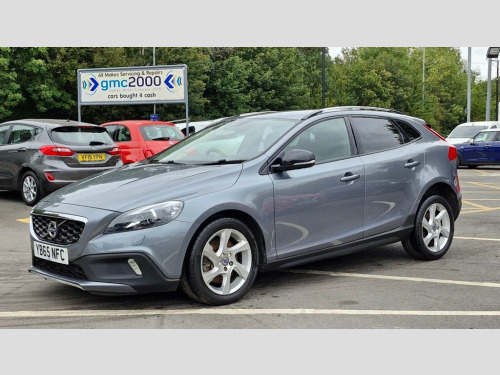 Volvo V40  2.0 D2 Lux Nav Hatchback 5dr Diesel Manual Euro 6 