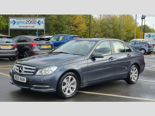 Mercedes-Benz C-Class C180 1.6 C180 BlueEfficiency Executive SE Saloon 4dr Pe
