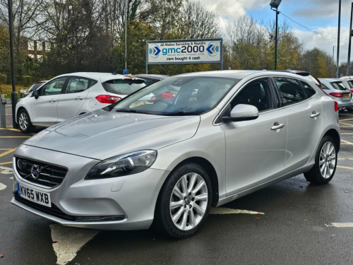 Volvo V40  2.0 D2 SE Lux Nav Hatchback 5dr Diesel Auto Euro 6 