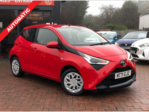 Toyota AYGO  1.0 VVT-I X-PLAY X-SHIFT TSS 5d 69 BHP *** 1 OWNER