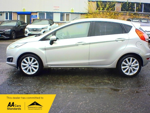 Ford Fiesta  TITANIUM