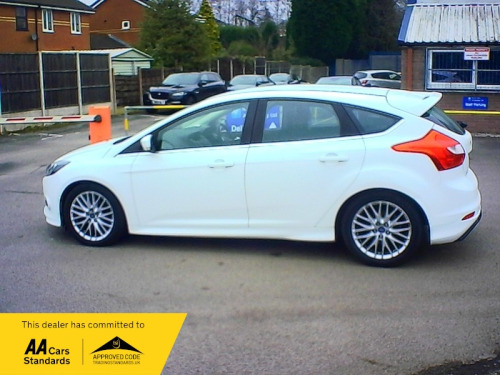 Ford Focus  ZETEC S