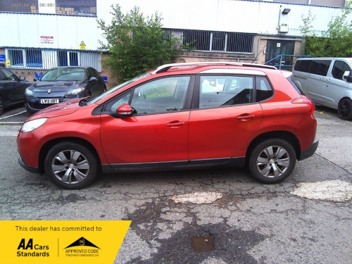 Peugeot 2008 Crossover  BLUE HDI ACTIVE