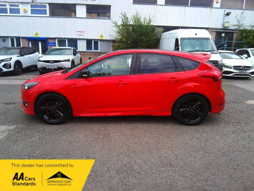 Ford Focus  ZETEC S RED EDITION