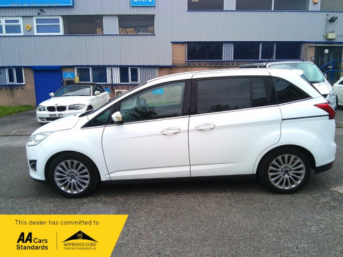 Ford C-MAX  GRAND TITANIUM TDCI