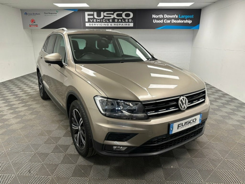 Volkswagen Tiguan  2.0 SE NAV TDI BMT 4MOTION DSG 5d 148 BHP Full Ser