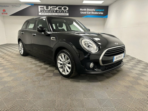 MINI Clubman  2.0 COOPER D 5d 148 BHP Chilli Pack