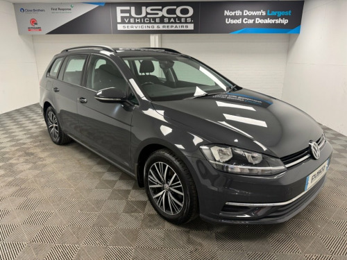 Volkswagen Golf  1.6 TDI BlueMotion Tech SE Nav Estate 5dr Diesel M