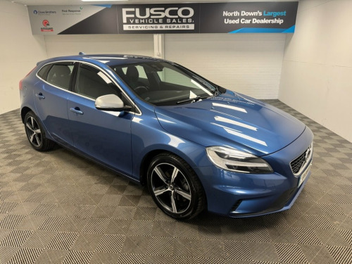 Volvo V40  2.0 T2 GPF R-Design Nav Plus Hatchback 5dr Petrol 