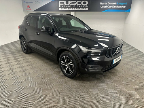 Volvo XC40  1.5 T3 R-Design SUV 5dr Petrol Manual Euro 6 (s/s)