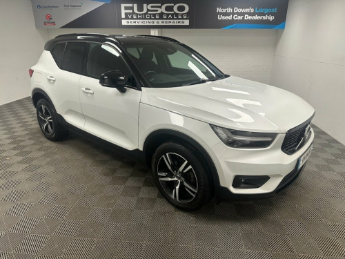 Volvo XC40  1.5 T3 R-Design SUV 5dr Petrol Manual Euro 6 (s/s)