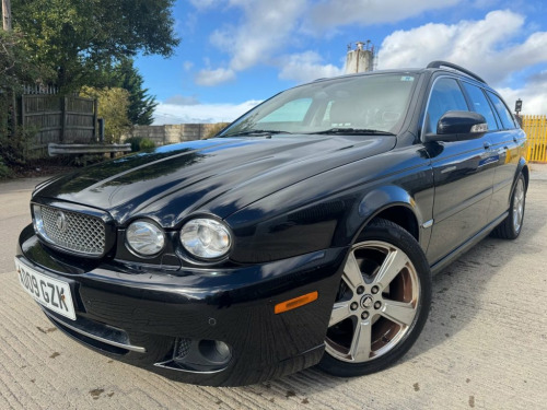 Jaguar X-TYPE  2.0D Sovereign Estate 5dr Diesel Manual (149 g/km,