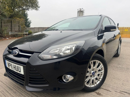 Ford Focus  1.6 Titanium Hatchback 5dr Petrol Manual Euro 5 (1