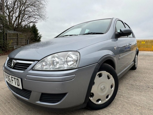 Vauxhall Corsa  1.4i 16v Design Hatchback 5dr Petrol Automatic (a/