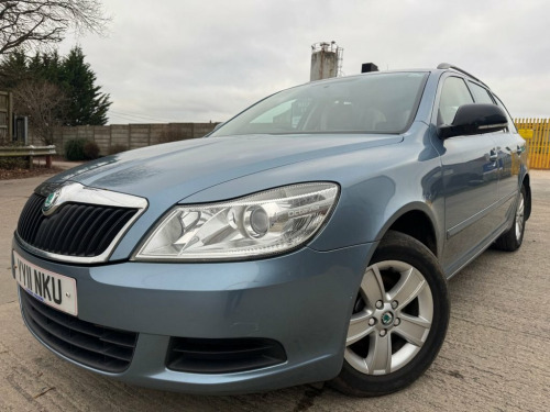 Skoda Octavia  1.6 MPI SE Estate 5dr Petrol Manual Euro 5 (102 ps