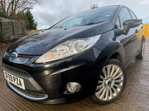 Ford Fiesta  1.6 Titanium Hatchback 5dr Petrol Manual (139 g/km