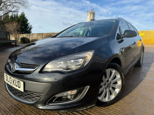 Vauxhall Astra  1.6 16V SE Sports Tourer 5dr Petrol Manual Euro 5 