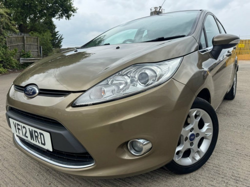 Ford Fiesta  1.25 Zetec Hatchback 5dr Petrol Manual (129 g/km, 