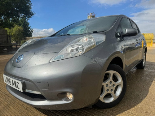 Nissan Leaf  24kWh Acenta Hatchback 5dr Electric Auto (109 bhp)