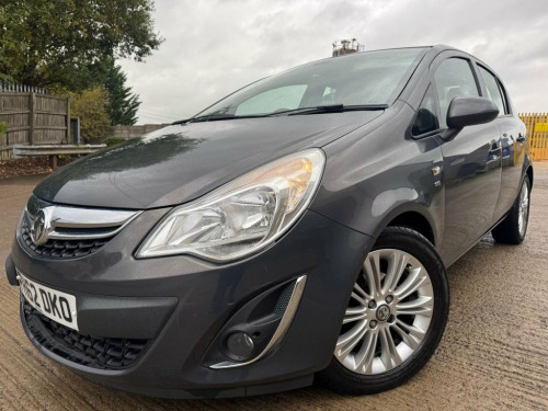 Vauxhall Corsa  1.4 16V SE Hatchback 5dr Petrol Manual Wide Ratio