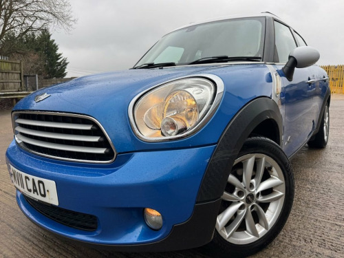MINI Countryman  1.6 Cooper D SUV 5dr Diesel Manual ALL4 Euro 5 (s/ 