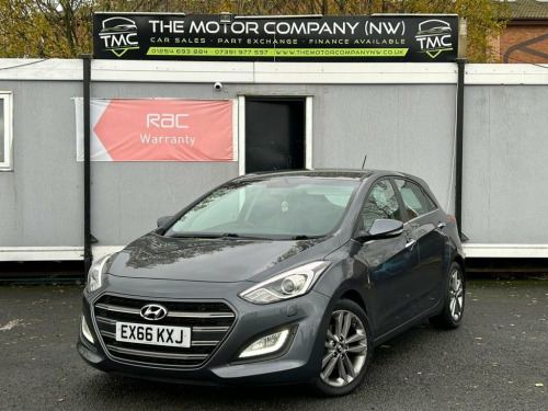 Hyundai i30  1.6 CRDi Blue Drive Premium Hatchback 5dr Diesel M