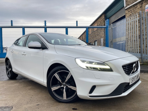 Volvo V40  D2 R-DESIGN NAV PLUS