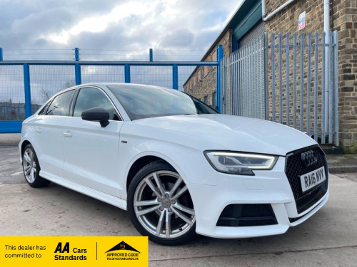 Audi A3  1.6 TDI S LINE