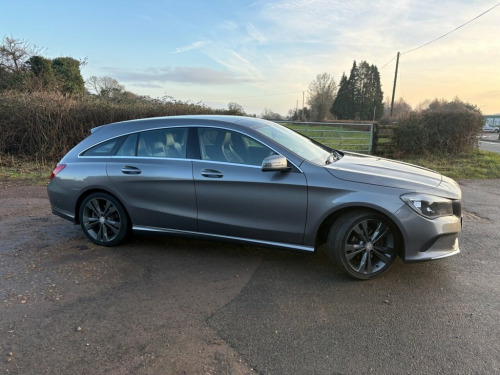 Mercedes-Benz CLA  2.1 CLA200d Sport Shooting Brake 5dr Diesel 7G-DCT 