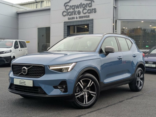 Volvo XC40  2.0 B3 MHEV Plus SUV 5dr Petrol Hybrid DCT Auto Eu