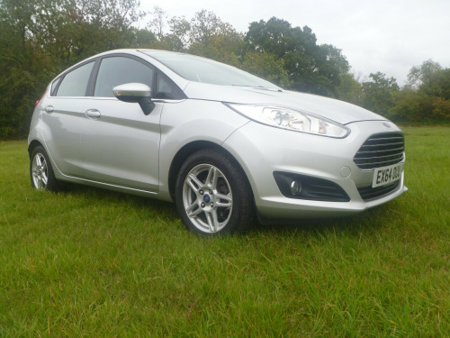 Ford Fiesta  1.25 Zetec Hatchback 5dr Petrol Manual Euro 5 (82 ps)