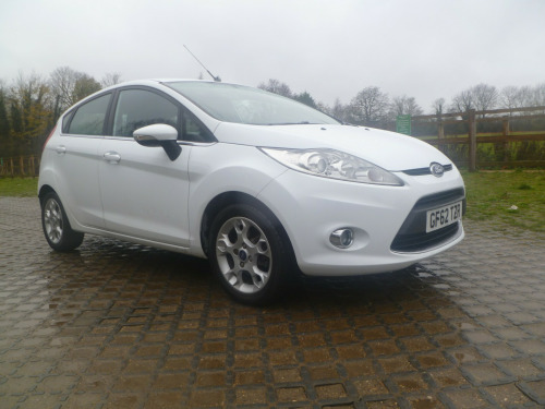 Ford Fiesta  1.25 Zetec Hatchback 5dr Petrol Manual Euro 5 (82 ps) 