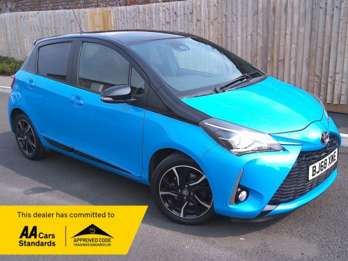Toyota Yaris  1.5 VVT-i Cyan Bi-Tone Hatchback 5dr Petrol Manual