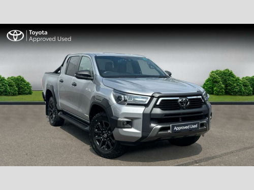 Toyota Hi-Lux  INVINCIBLE X 4WD D-4D DCB