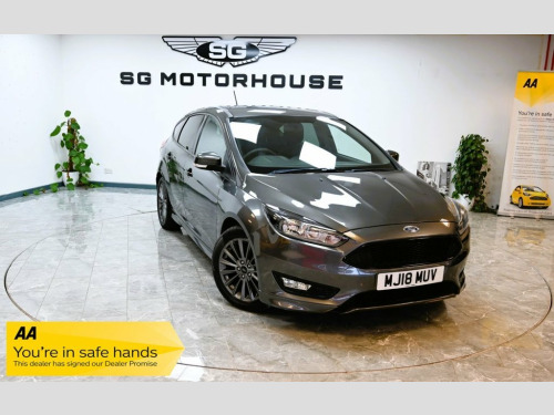 Ford Focus  1.0 ST-LINE 5d 139 BHP +FREE 6 MONTHS NATIONWIDE W