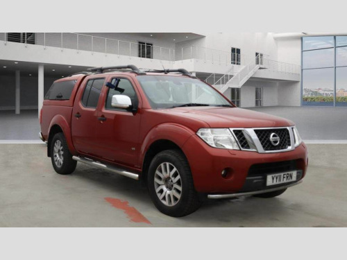 Nissan Navara  Double Cab Pick Up Outlaw 3.0dCi V6 231 4WD Auto