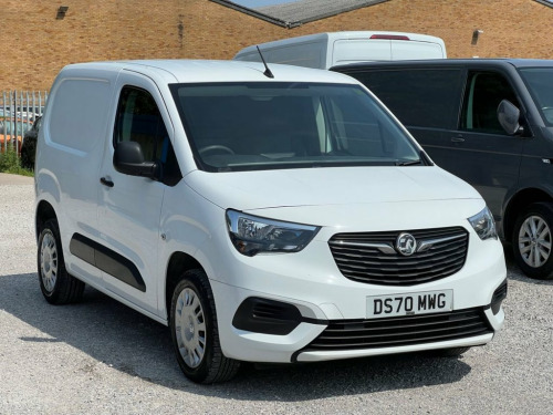 Vauxhall Combo  1.6 Turbo D 2300 Sportive Panel Van 4dr Diesel Man