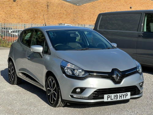 Renault Clio  1.5 dCi Play Hatchback 5dr Diesel Manual Euro 6 (s