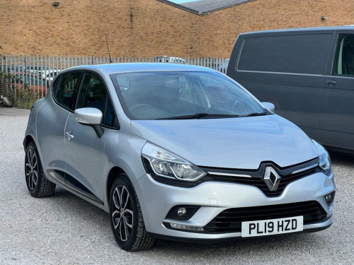 Renault Clio  1.5 dCi Play Hatchback 5dr Diesel Manual Euro 6 (s
